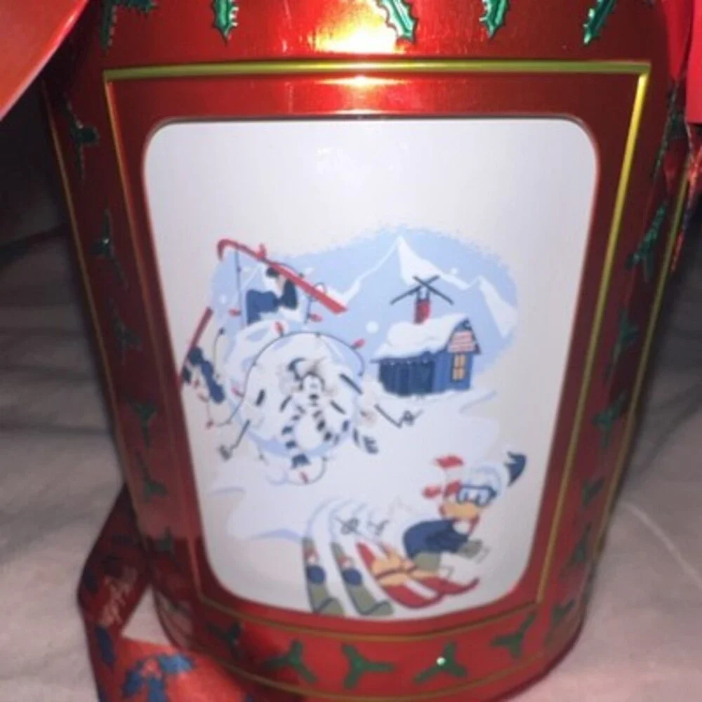 Disney Parks Mickey Mouse Holiday Metal Tin Bucket w/ Lid & Carrystrap works/🎶